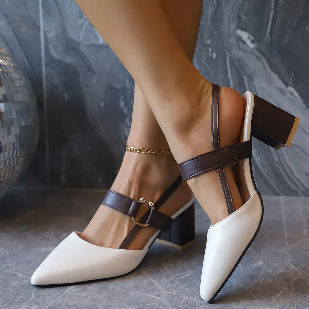 Verona Cutout Heel
